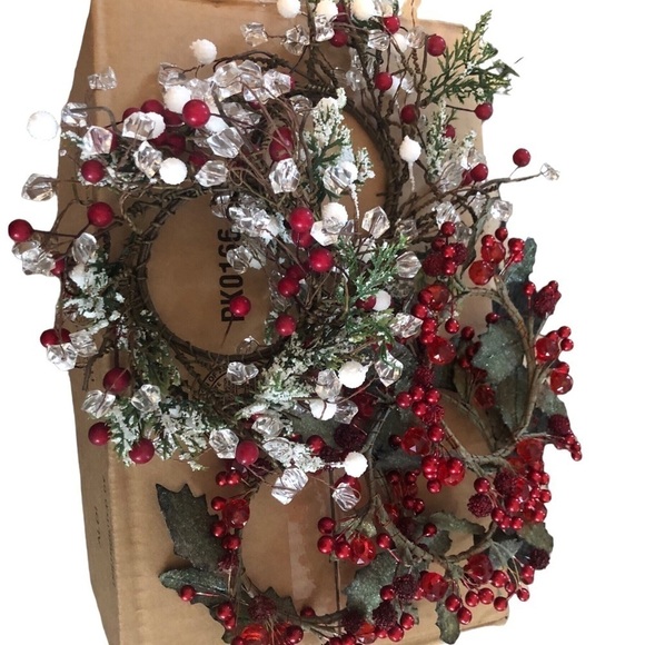 Crafters 5PC Beautiful Round Embellished Miniature Wreaths Beads Floral Greenery - Picture 2 of 6